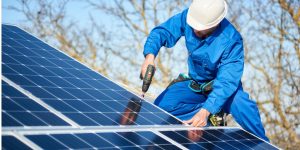 Installation Maintenance Panneaux Solaires Photovoltaïques à Cabrerolles